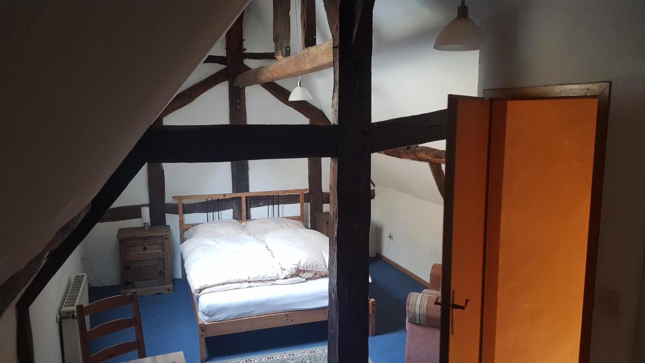 Historisches Haus Im Herzen Von モンシャウ エクステリア 写真
